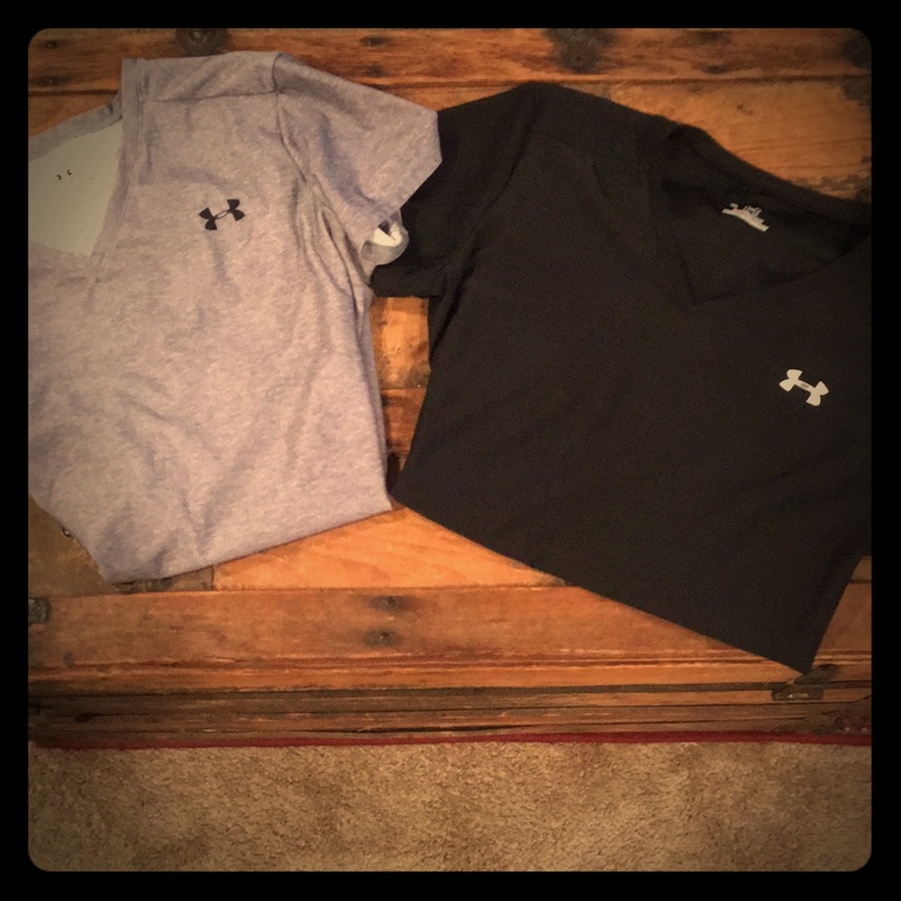 Bundle of two Under Armour heat gear v neck tops